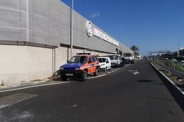 Incendio en la nave industrial de Martínez Cano en El Goro (Foto TA)
